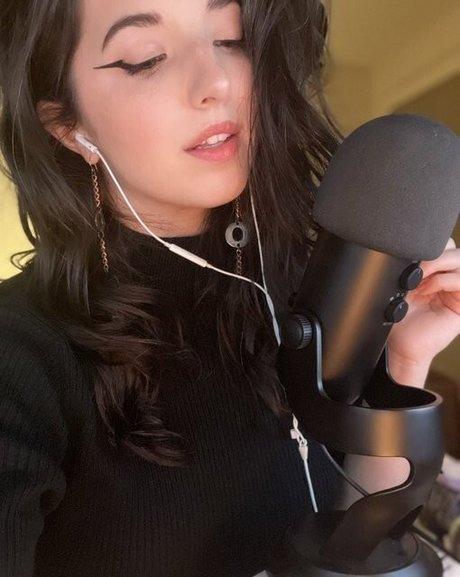 Photo nue de fuite OnlyFans de Slight Sounds Asmr