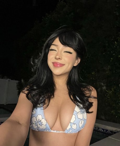 Mia Amador
