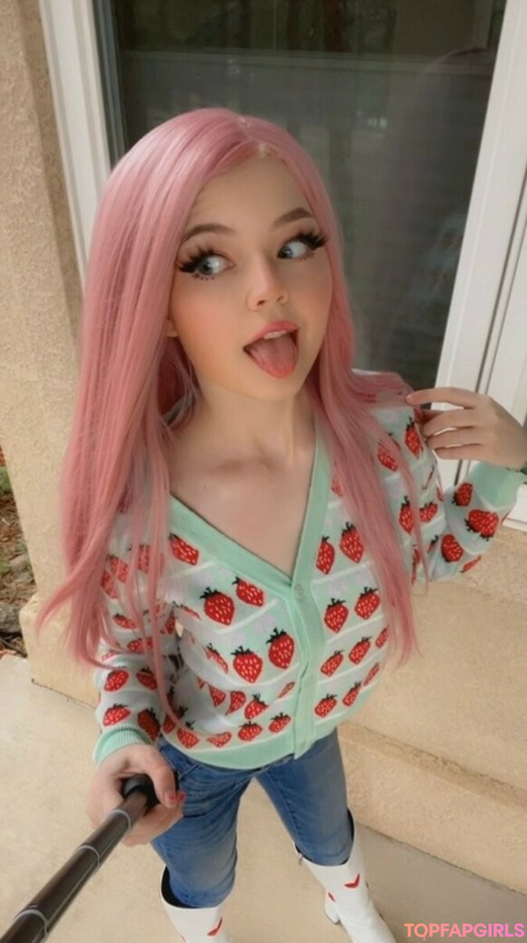 Photo nue de fuite OnlyFans de Strawbeariemilkk #1124