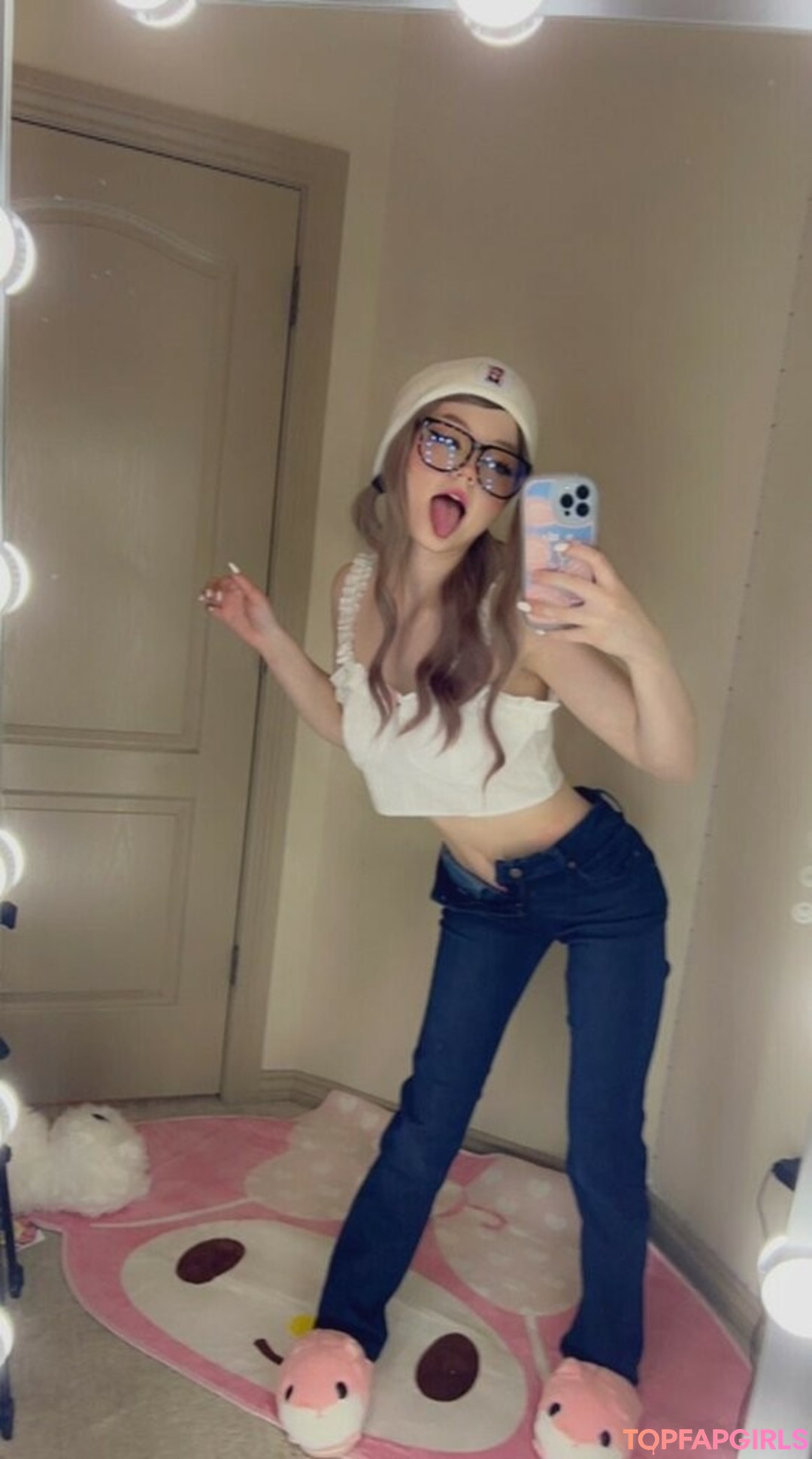 Photo nue de fuite OnlyFans de Strawbeariemilkk #1374