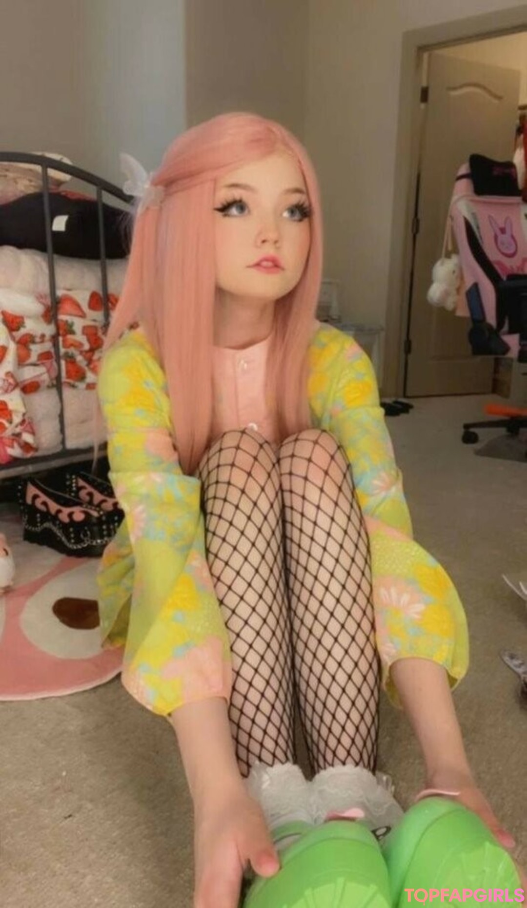 Photo nue de fuite OnlyFans de Strawbeariemilkk #1517