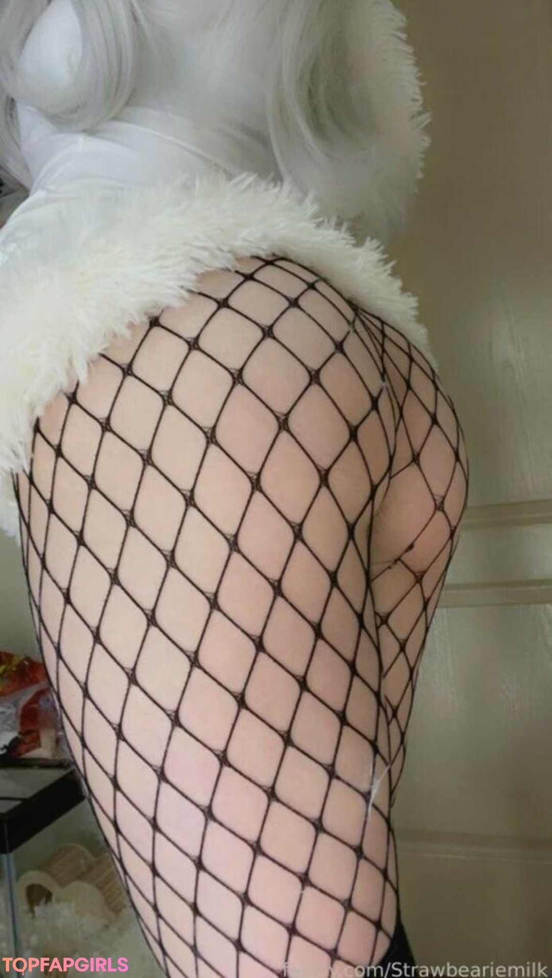 Photo nue de fuite OnlyFans de Strawbeariemilkk #1786