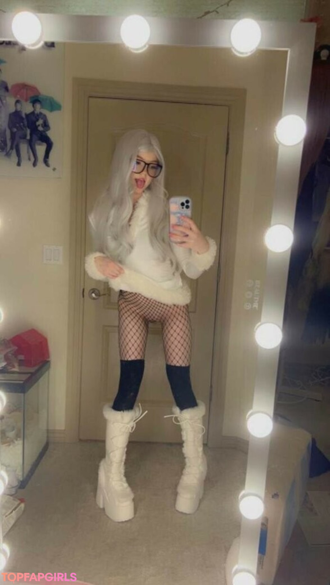 Photo nue de fuite OnlyFans de Strawbeariemilkk #1788