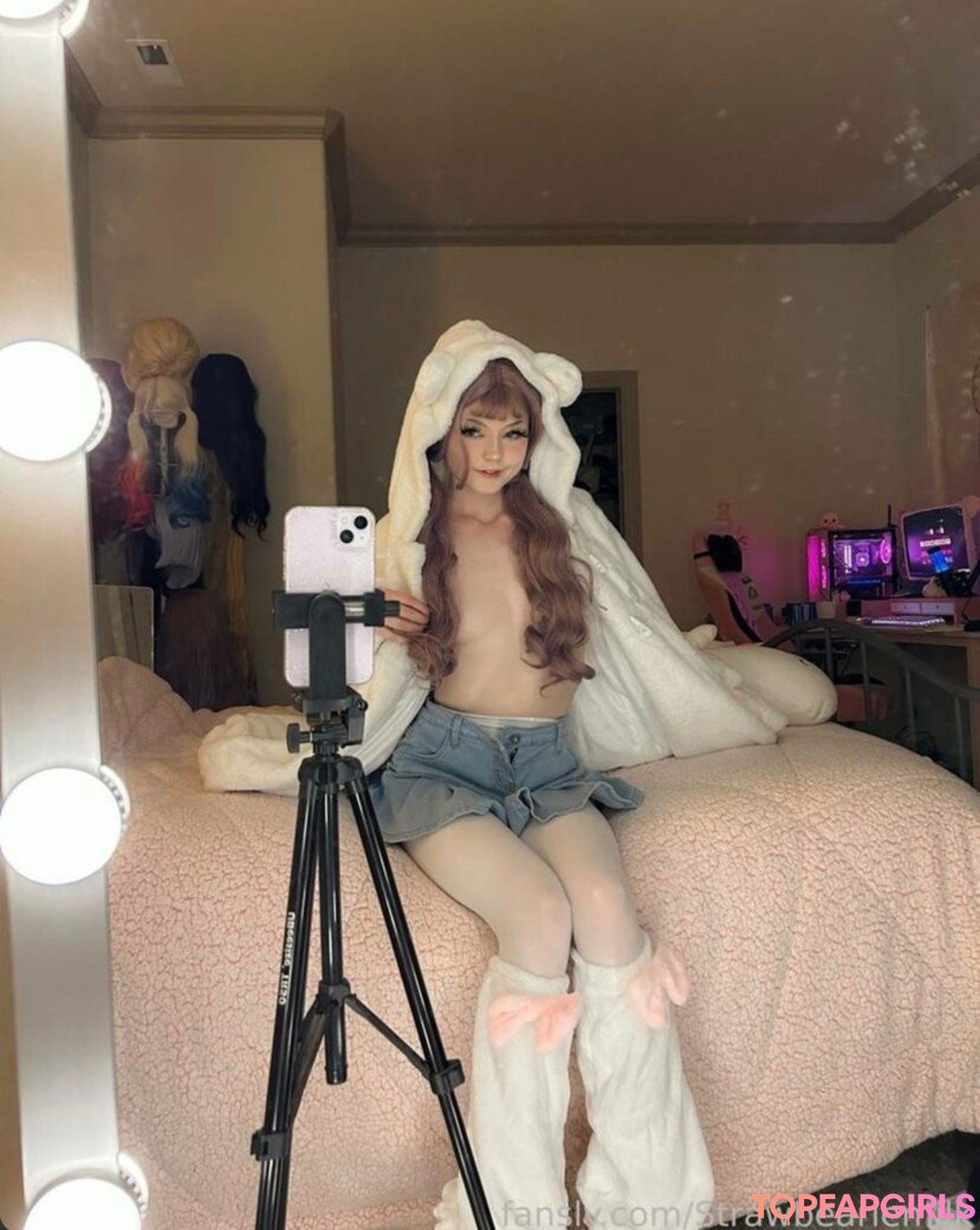 Photo nue de fuite OnlyFans de Strawbeariemilkk #1925