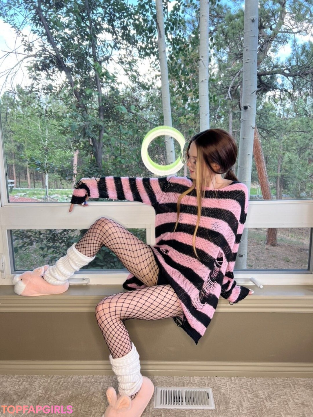 Photo nue de fuite OnlyFans de Strawbeariemilkk #14 Photo nue de fuite OnlyFans de Strawbeariemilkk #14