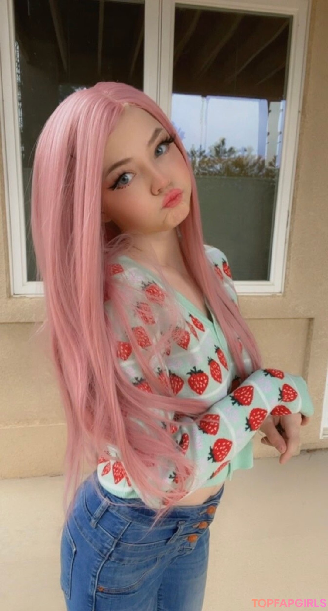 Photo nue de fuite OnlyFans de Strawbeariemilkk #210 Photo nue de fuite OnlyFans de Strawbeariemilkk #210