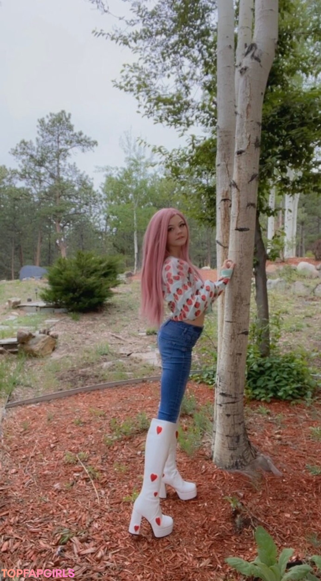 Photo nue de fuite OnlyFans de Strawbeariemilkk #228 Photo nue de fuite OnlyFans de Strawbeariemilkk #228