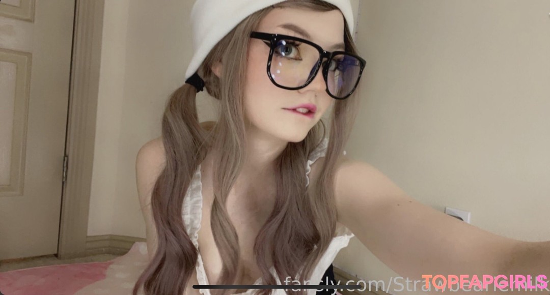 Photo nue de fuite OnlyFans de Strawbeariemilkk #450 Photo nue de fuite OnlyFans de Strawbeariemilkk #450