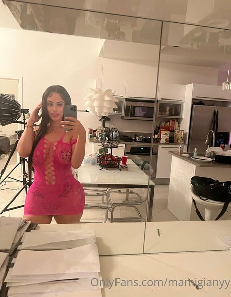 Photo nue de fuite OnlyFans de Mamigianyy