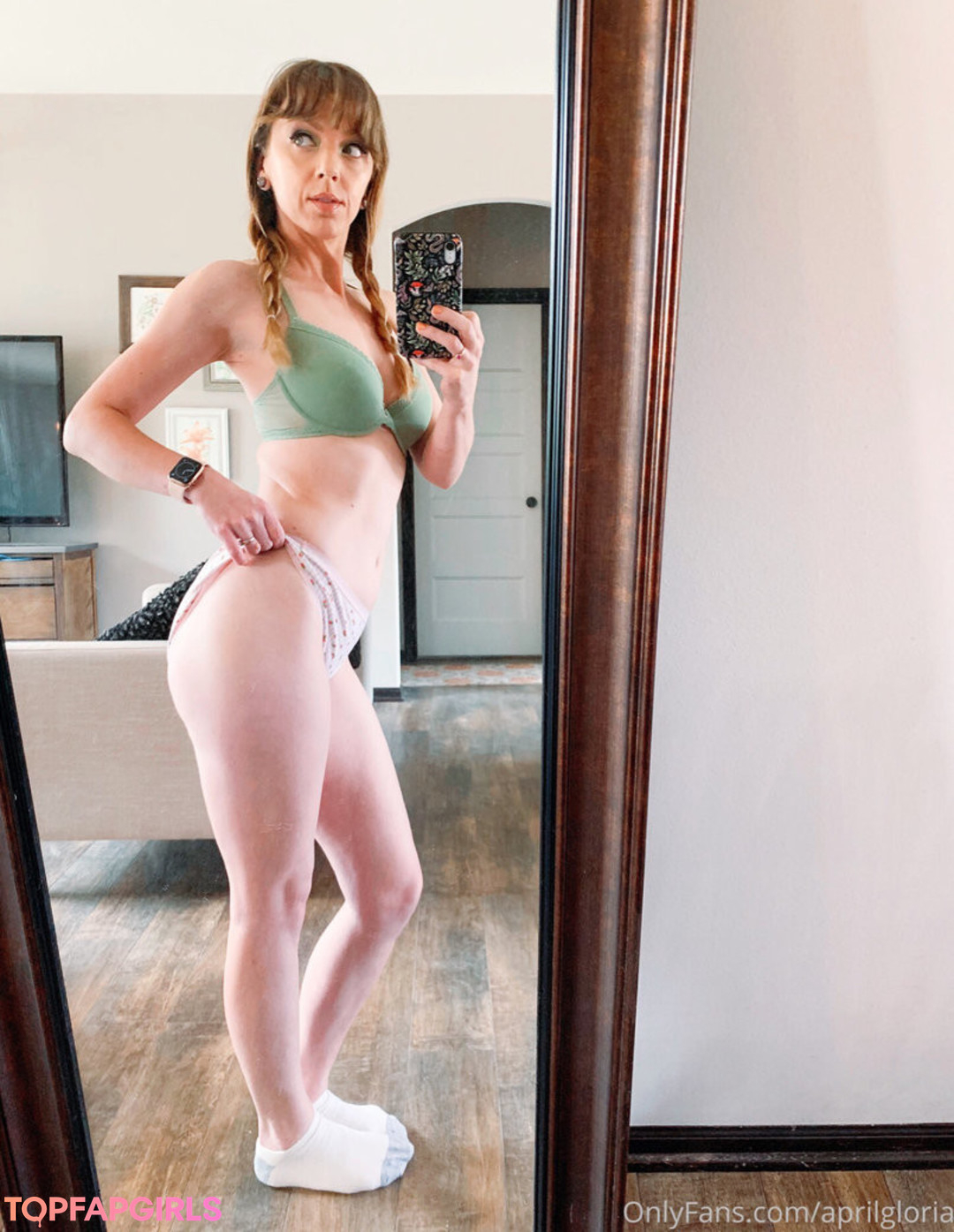 Photo nue de fuite OnlyFans de April Gloria #1049