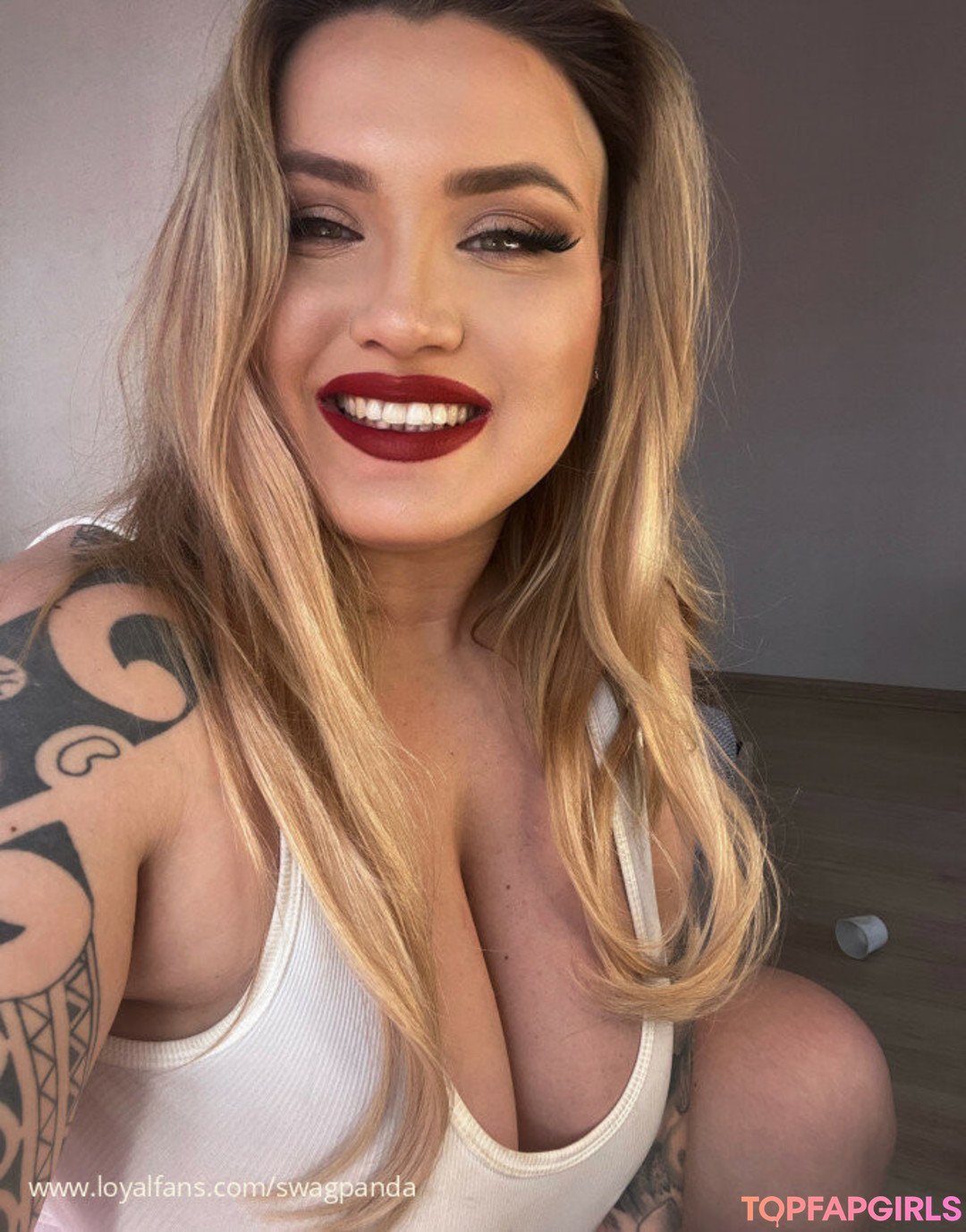 Photo nue de fuite OnlyFans de Swag Russian Panda #498 Photo nue de fuite OnlyFans de Swag Russian Panda #498