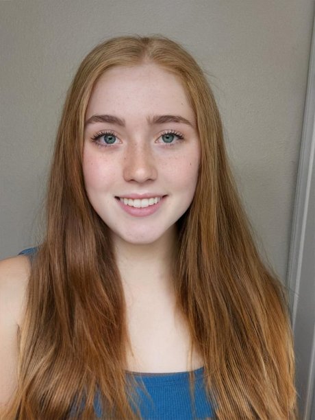 Evelyn Claire