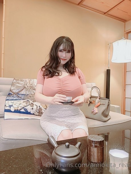 Anri Okita