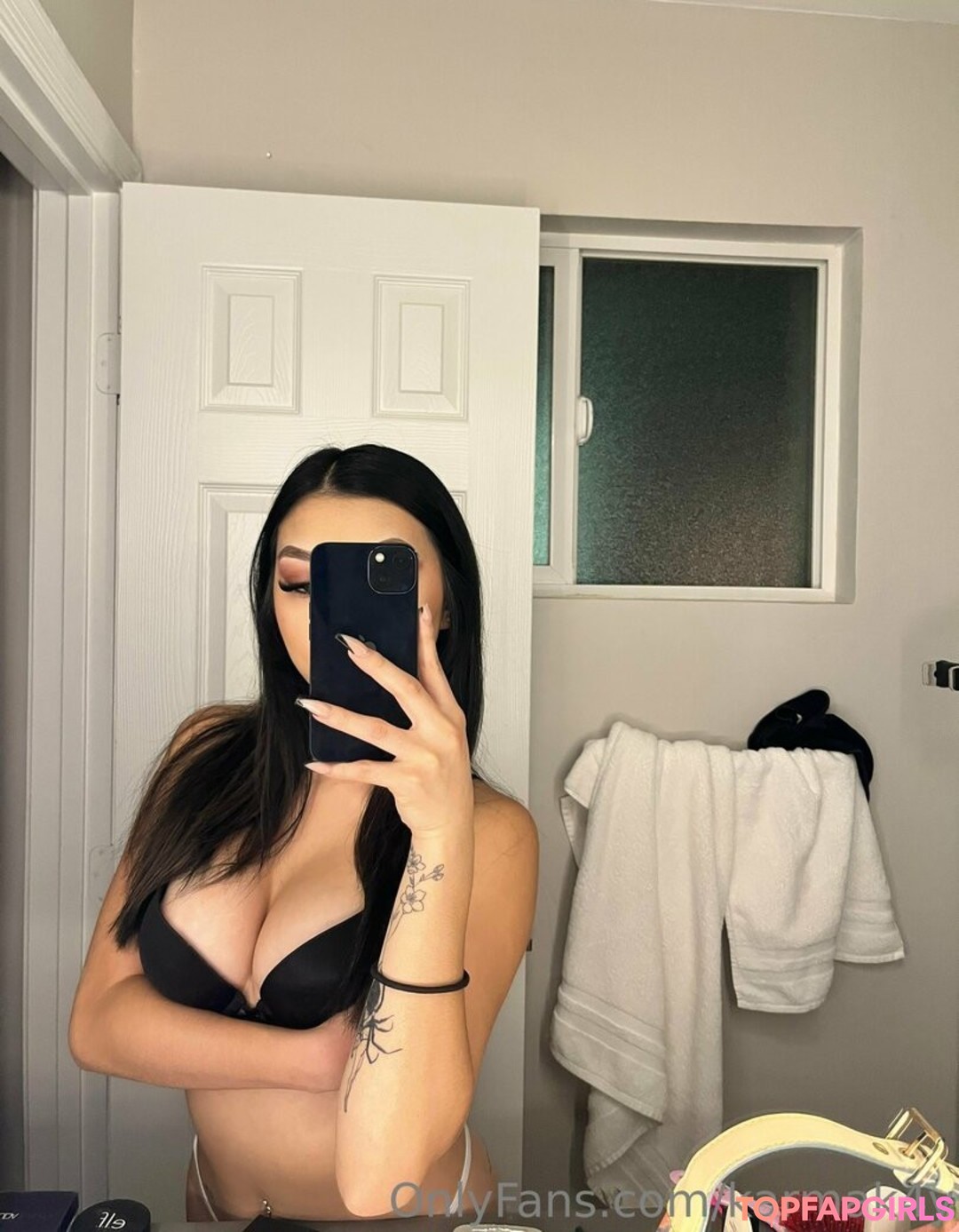 Photo nue de fuite OnlyFans de Karmak4y #238 Photo nue de fuite OnlyFans de Karmak4y #238