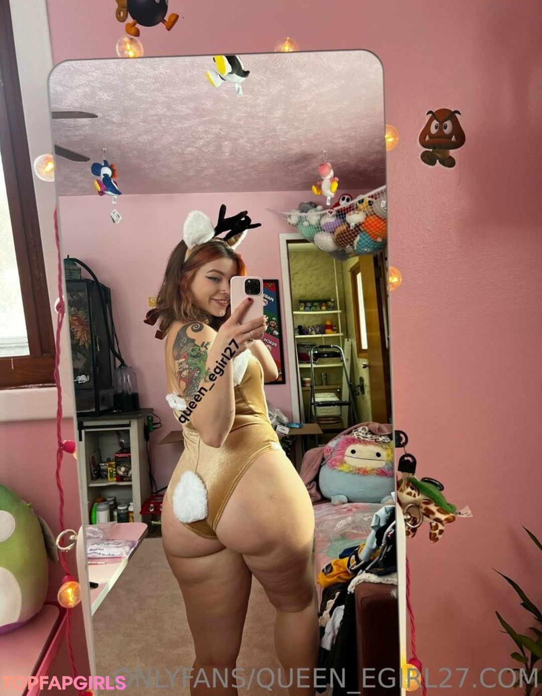 Photo nue de fuite OnlyFans de Queend #1064
