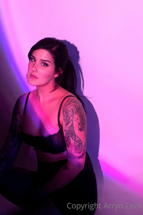 Arryn Zech