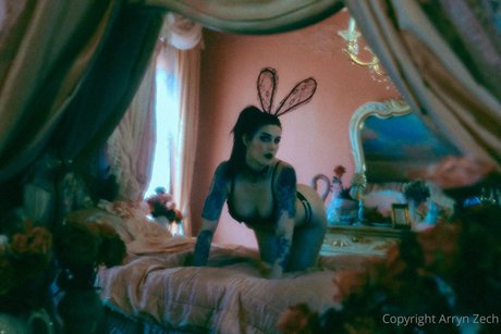 Photo nue de fuite OnlyFans de Arryn Zech
