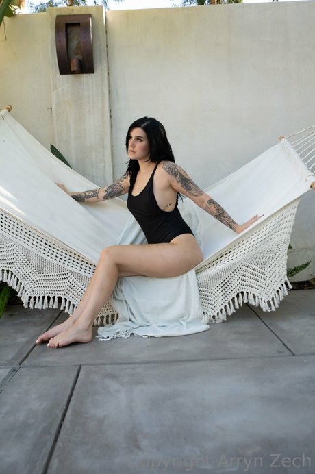 Arryn Zech