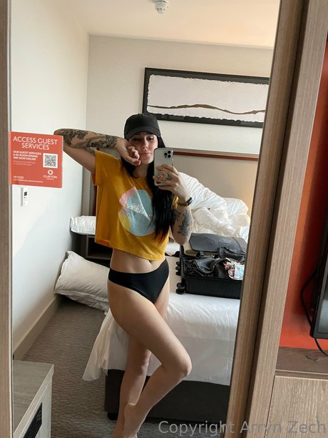 Arryn Zech