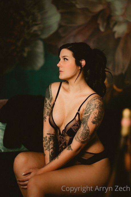 Arryn Zech
