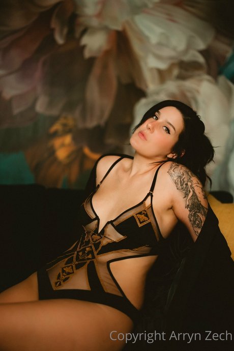 Arryn Zech