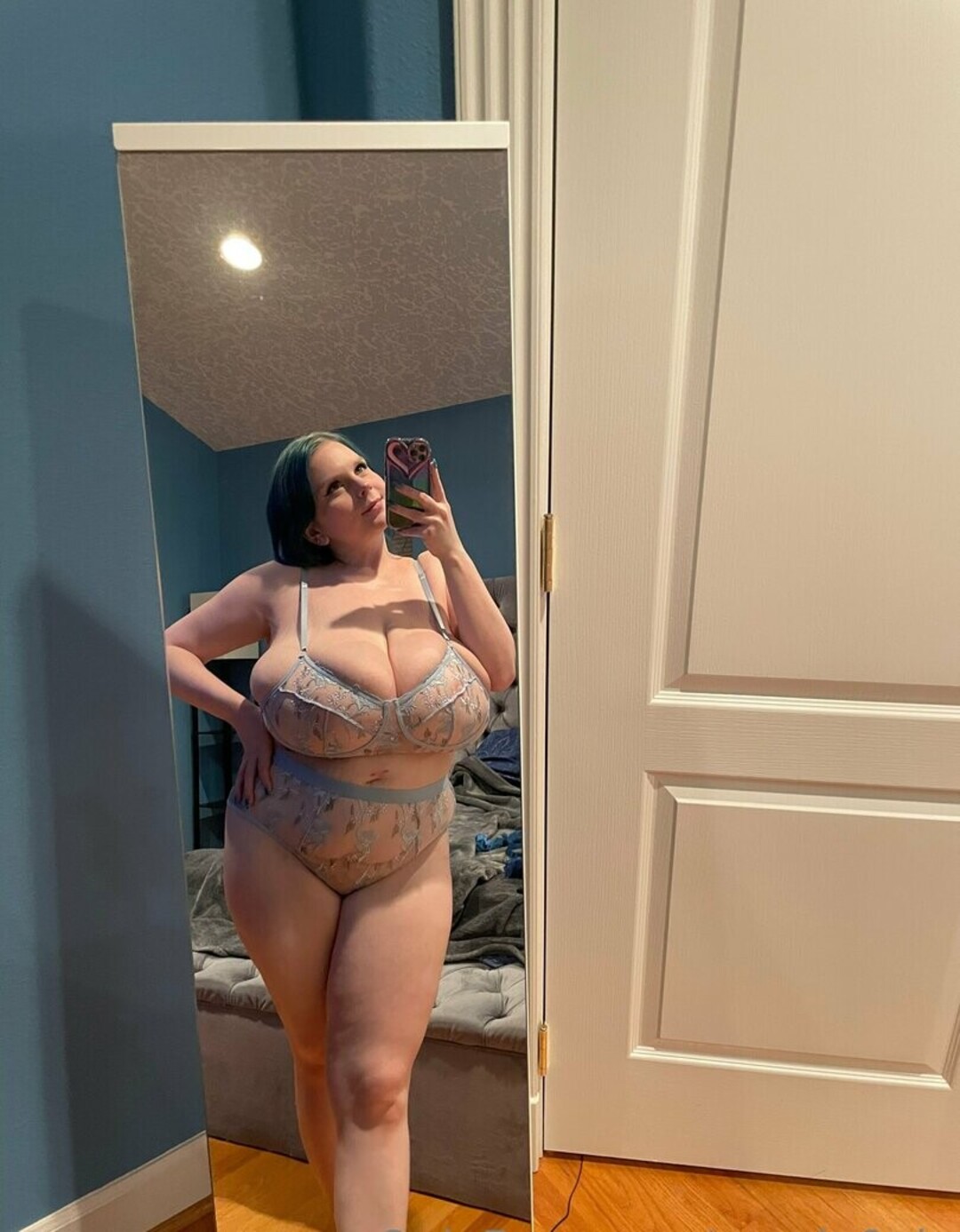 Photo nue de fuite OnlyFans de Cassie0pia #1509