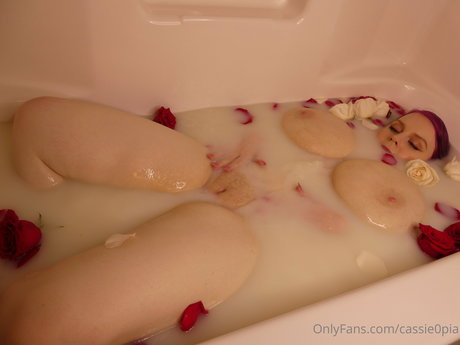 Photo nue de fuite OnlyFans de Cassie0pia