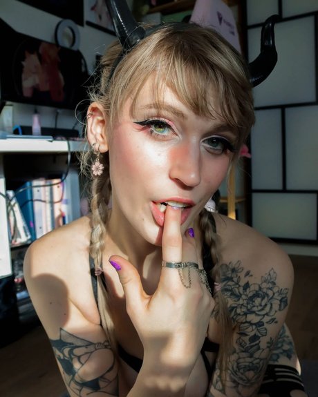 Photo nue de fuite OnlyFans de Ninfuneesa