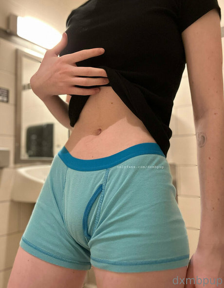 Photo nue de fuite OnlyFans de Dxmbpup