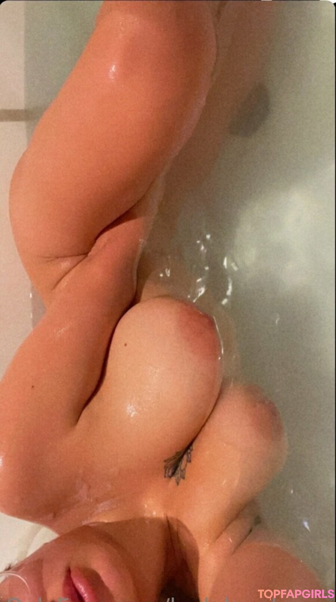 Photo nue de fuite OnlyFans de Breed Me Please #1284