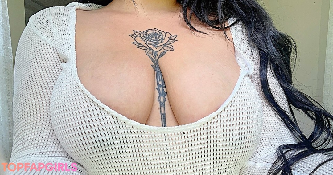 Photo nue de fuite OnlyFans de Breed Me Please #1693