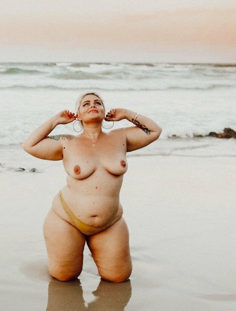 Photo nue de fuite OnlyFans de Tallulah Moon