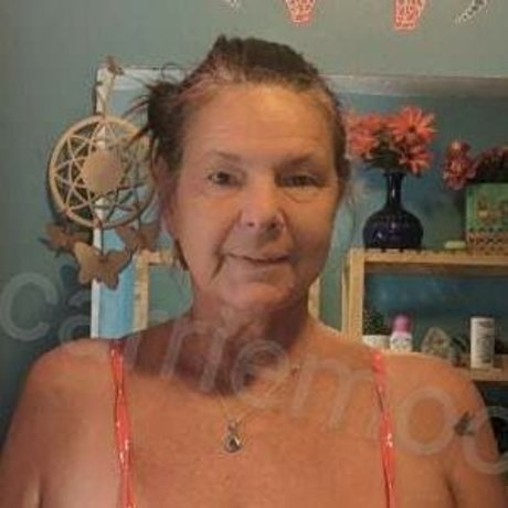 Carrie Moon