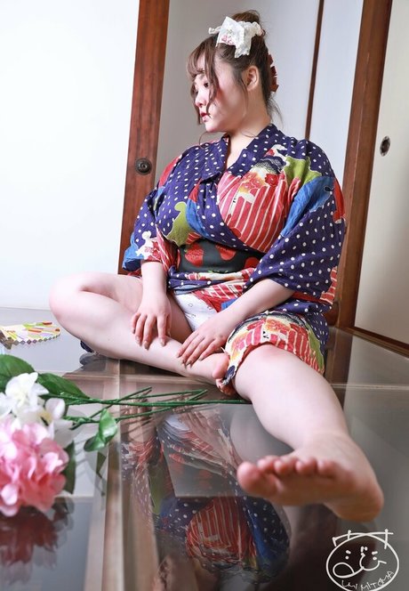 Mitoma_umi_vip
