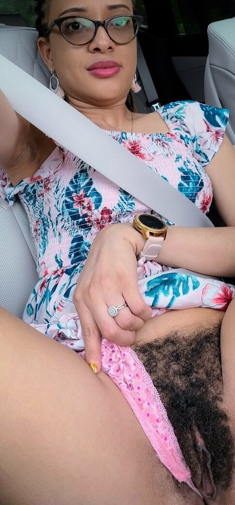 Photo nue de fuite OnlyFans de Hairypeachess