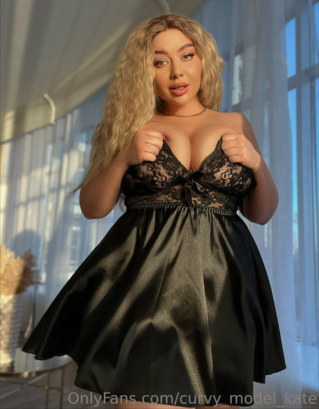 Curvymodelkate