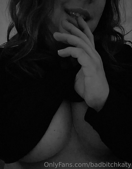 Photo nue de fuite OnlyFans de Badbitchkaty
