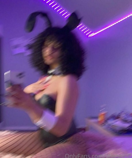 Aliengirl0