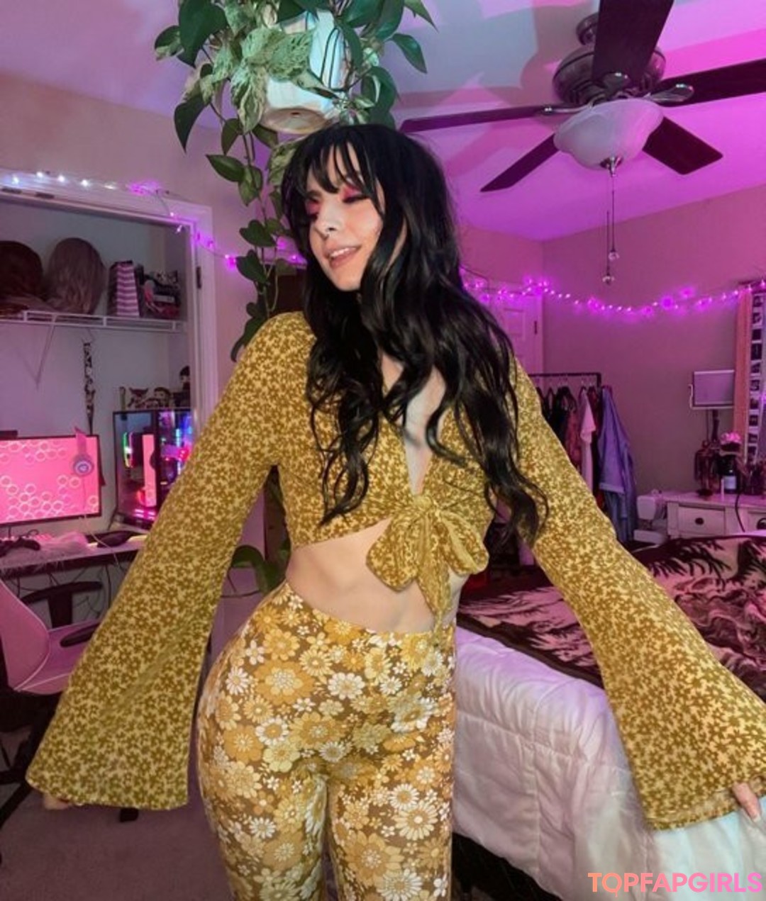 Photo nue de fuite OnlyFans de Urbabysadie #99 Photo nue de fuite OnlyFans de Urbabysadie #99