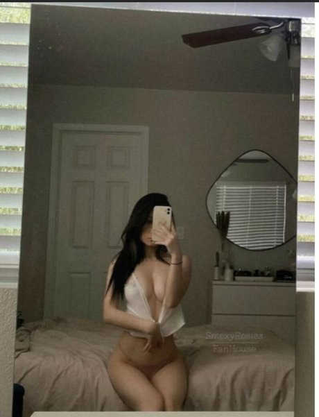 Photo nue de fuite OnlyFans de Smexyrosies