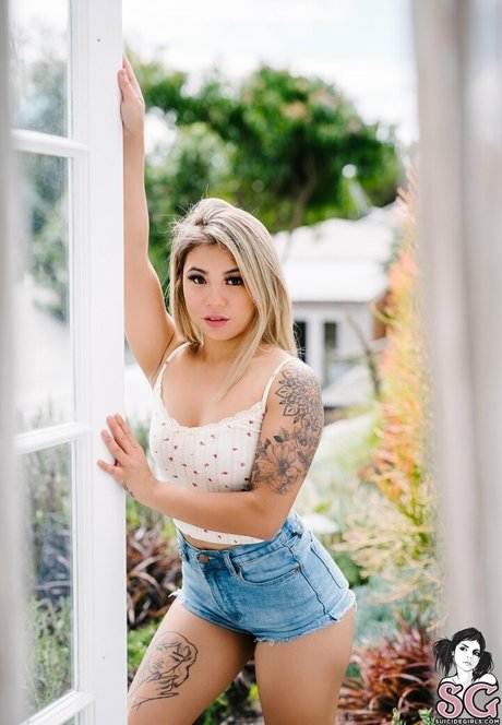 Suicidegirls