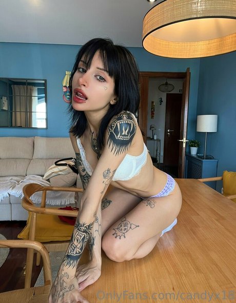 Photo nue de fuite OnlyFans de Candyx18