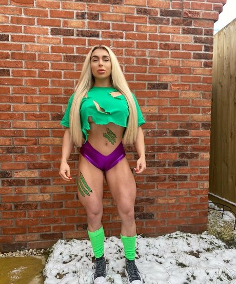 Themusclebarbie
