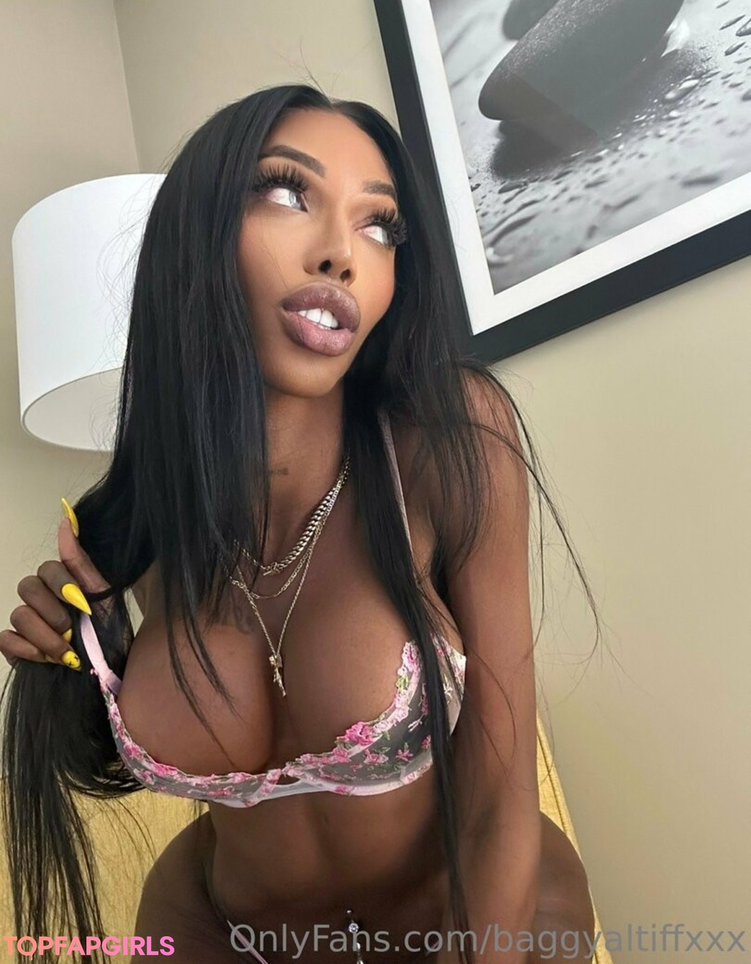 Photo nue de fuite OnlyFans de Baggyaltiffxxx #94 Photo nue de fuite OnlyFans de Baggyaltiffxxx #94