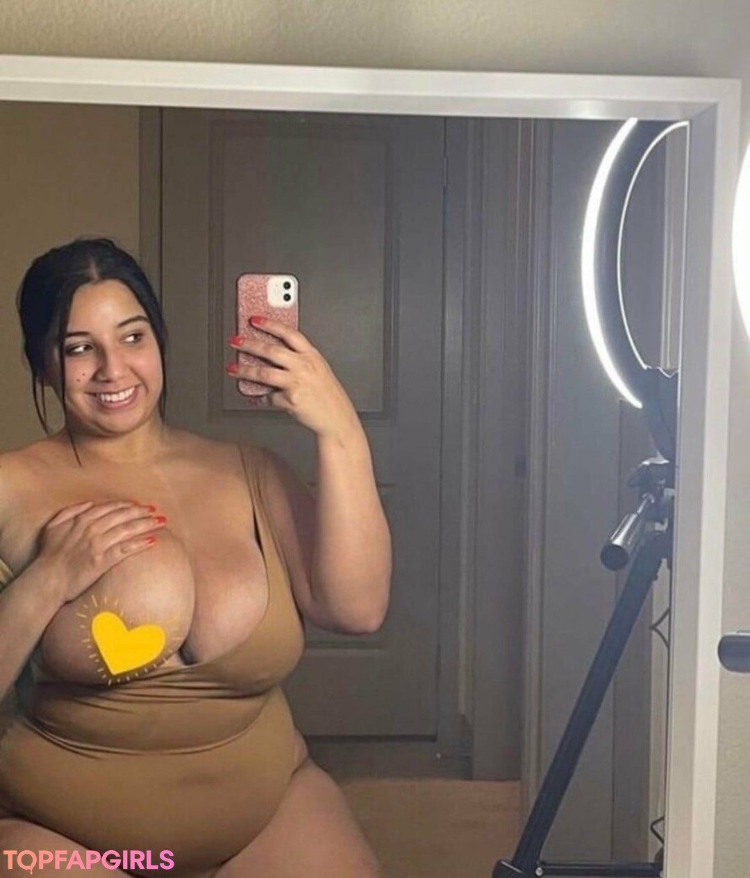 Photo nue de fuite OnlyFans de Denisedeniseeeeeeee #15 Photo nue de fuite OnlyFans de Denisedeniseeeeeeee #15