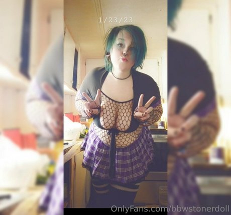 Photo nue de fuite OnlyFans de Lilbbwstoner
