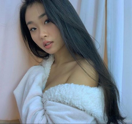 Photo nue de fuite OnlyFans de Cherrymimi