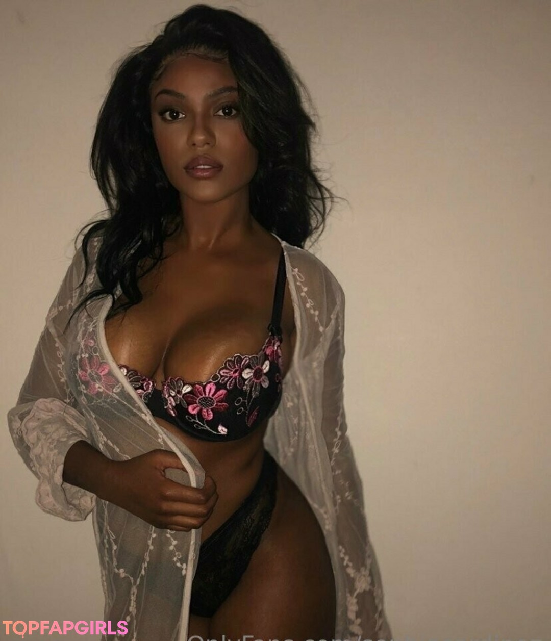 Photo nue de fuite OnlyFans de Sophiacardinez #71 Photo nue de fuite OnlyFans de Sophiacardinez #71