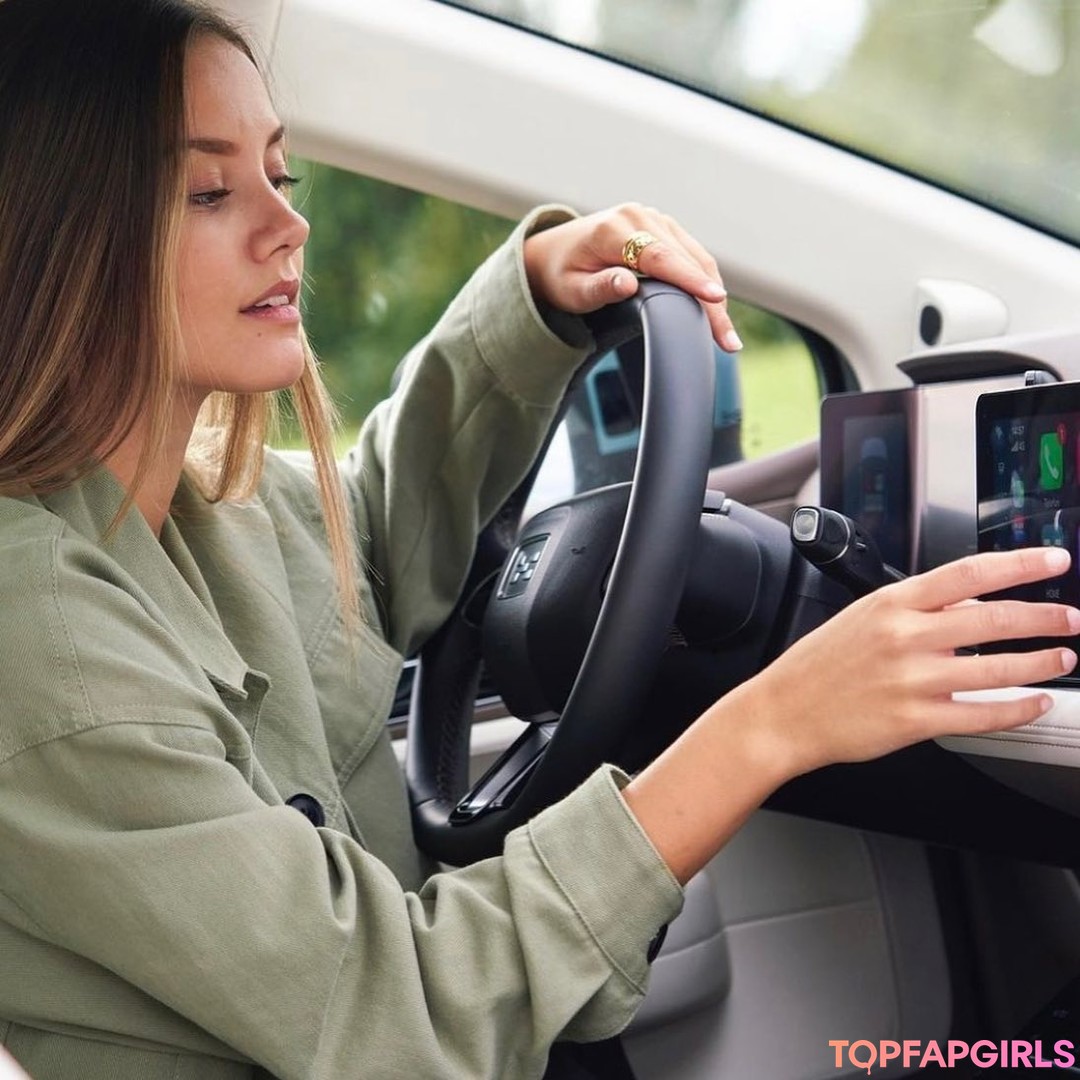 Photo nue de fuite OnlyFans de Nicola Cavanis #1144