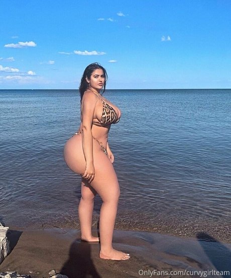 Curvygirlteam